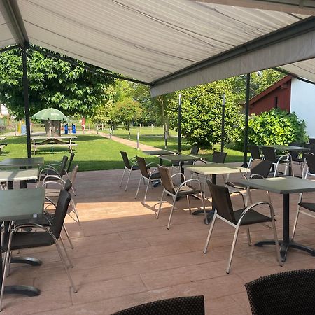 Hotel Mendy Saint-Jean-le-Vieux  Esterno foto