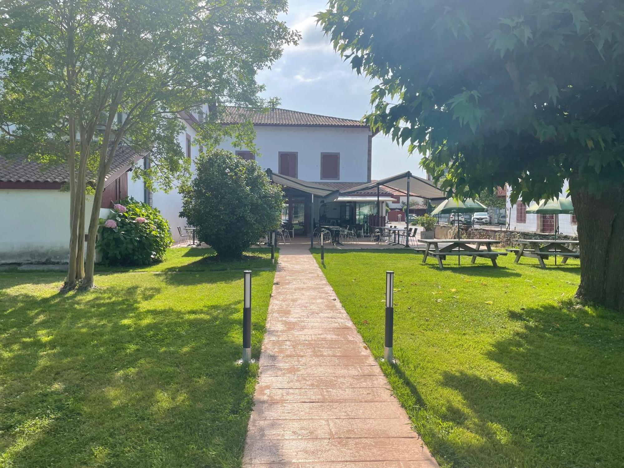 Hotel Mendy Saint-Jean-le-Vieux  Esterno foto